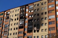 La Generalitat ha ofert a l’Ajuntament de Badalona set pisos per reallotjar afectats per l’incendi de Sant Roc