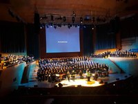 Diversos casals de gent gran de Badalona participen al concert Canta Gran! a l’Auditori de Barcelona