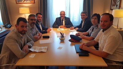 L’alcalde trasllada al Conseller d’Interior la necessitat d’incrementar el nombre de Mossos d’Esquadra per millorar la seguretat a Badalona.