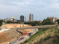 Oberta als vianants la nova passarel·la instal·lada sobre el Torrent de la Font