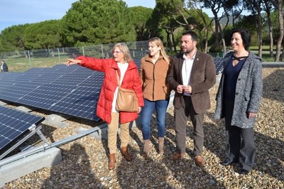 La nova planta fotovoltaica del Centre Sociosanitari El Carme és la més gran instal·lada en un equipament municipal de Badalona.