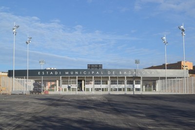 Ajornada la festa d’inauguració de l’Estadi Municipal de Badalona.