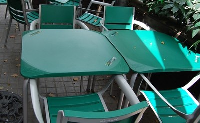 Badalona autoritzarà l’ampliació de les terrasses de bars i restaurants en la Fase 1 de desescalada del confinament fins a un 50% i sense cap cost.