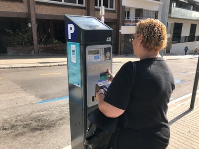 Les zones blaves de Badalona continuaran sent gratuïtes fins al dimarts 2 de juny.