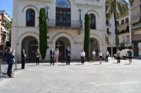 Badalona recorda amb un minut de silenci a les víctimes de la pandèmia de la COVID-19