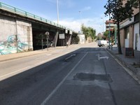 Reobert el carril del carrer d’Osca de Badalona al lateral de l’autopista C-31
