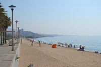 La platja del Cristall-Barca Maria de Badalona obté el reconeixement de Bandera Blava