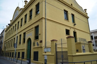 El govern es reunirà el proper dimarts amb la Generalitat per desencallar els convenis de construcció de les escoles Ventós Mir, Badalona Port i l'institut Ventura Gassol.