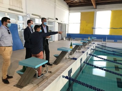 L’alcalde planteja la construcció d’una nova piscina municipal per a respondre a les necessitats dels veïns i dels clubs esportius de Badalona.