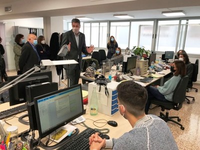 Reobre després de sis anys l’oficina del Servei Bàsic d’Atenció Social per atendre les necessitats del barri de Llefià de Badalona.