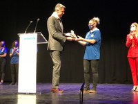 Les jugadores del Club Esportiu Seagull Badalona han protagonitzat el pregó de les Festes de Maig