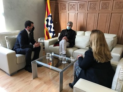 El conseller de Salut ha visitat aquest diumenge Badalona i s'ha reunit amb l'alcalde Rubén Guijarro per repassar la situació sanitària actual a la ciutat.