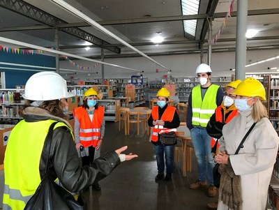 El Govern municipal es compromet amb els grups municipals de l’oposició i l’Associació de Veïns del Centre a fer un seguiment periòdic de les obres de la Biblioteca de Can Casacuberta.