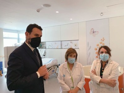 L’alcalde de Badalona visita les instal·lacions de l’Hospital Germans Trias i Pujol per refermar el compromís del Govern municipal amb la consolidació de Can Ruti com un Hub sanitari i d’investigació biomèdica de referència estatal.