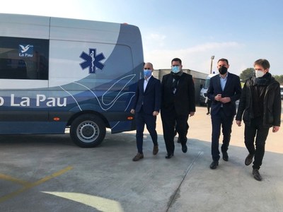 L’alcalde de Badalona, Rubén Guijarro, i el primer tinent d’alcaldia, Àlex Montornès, visiten les instal·lacions del Grup La Pau.