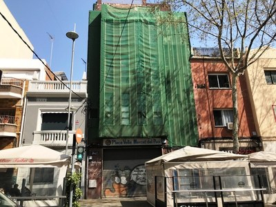 L’Ajuntament de Badalona aprova la venda de l’edifici El Peix.