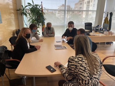 Els ajuntaments de Badalona, Montgat i Tiana acorden reforçar la restricció dels accessos a la zona de Les Costes on hi ha un abocador il·legal.