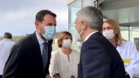 El ministre de l’Interior, Fernando Grande-Marlaska, ha visitat l’Institut Guttmann de Badalona
