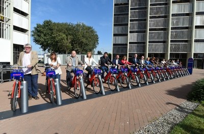 Badalona és un dels 15 municipis de la Metròpoli de Barcelona que participa del Servei AMBici que oferirà 2.600 bicicletes 100% elèctriques de darrera generació.