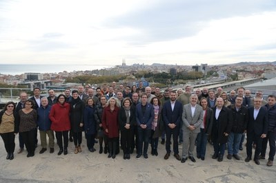 Ajuntaments i agents econòmics i socials metropolitans exigeixen celeritat en el desplegament del Pacte Nacional per a la Indústria.