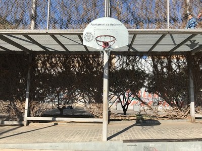 L’Ajuntament de Badalona ha portat a terme diverses actuacions de millora a 9 pistes poliesportives exteriors de la ciutat.