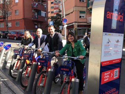 Arriba a Badalona l’AMBici, el servei de bicicleta compartida metropolitana.