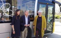 L’AMB posa en marxa al Barcelonès Nord les dues primeres línies “AMB Metrobús”, la M27 i la M28