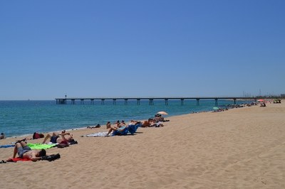 Des de demà, 15 de maig, i fins al 15 de setembre es limiten els horaris de pesca a les platges de Badalona.