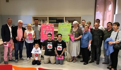 Entitats veïnals i Ajuntament presenten el programa conjunt de les Festes de Llefià de Badalona.
