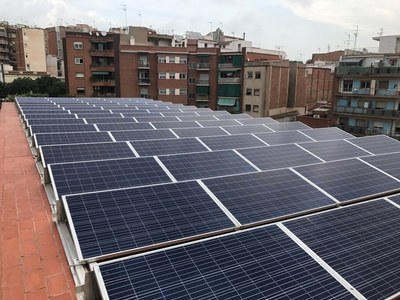 Badalona ja disposa de la primera planta fotovoltaica en règim d’autoconsum.