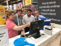L’alcalde de Badalona, Álex Pastor, ha assistit avui a la reinauguració del Centre Comercial Montigalà