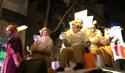 Divendres 26 d’octubre s’obre el termini de presentació de sol·licituds per als infants que vulguin participar en la Cavalcada de Reis anant a dalt de les carrosses.