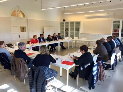 Badalona i Santa Coloma de Gramenet treballaran conjuntament pel soterrament de línies i subestacions elèctriques.