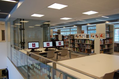 Interior de la biblioteca Canyadó i Casagemes- Joan Argenté.