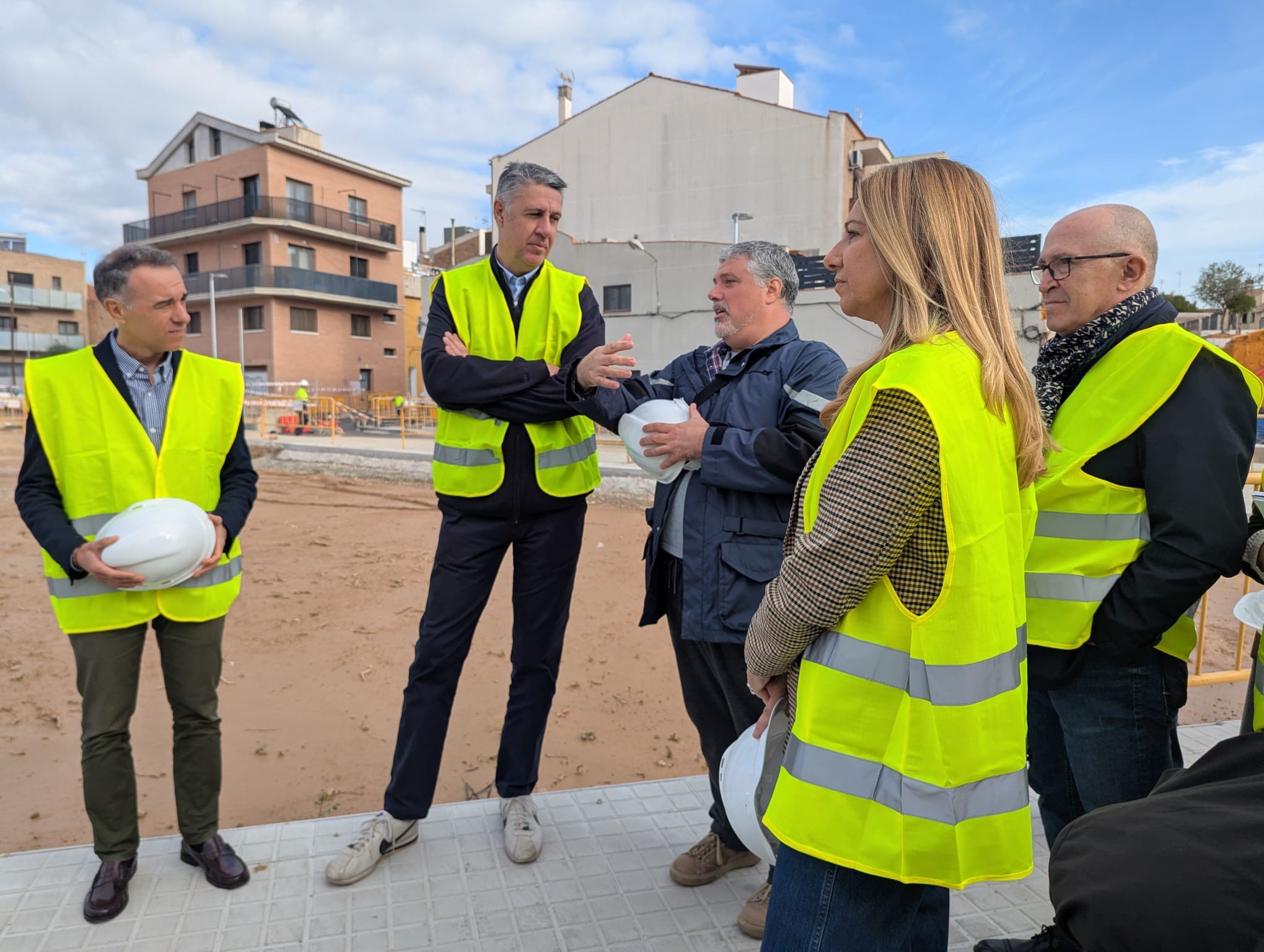 Visita alcalde obres urbanització rambla de Sant Joan