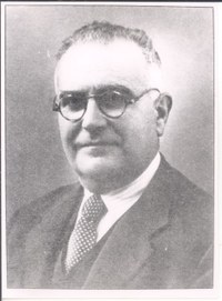 Badalona dedica un monument a la memòria de Frederic Xifré i Masferrer qui va ser batlle de la ciutat durant els anys 1936 i 1937