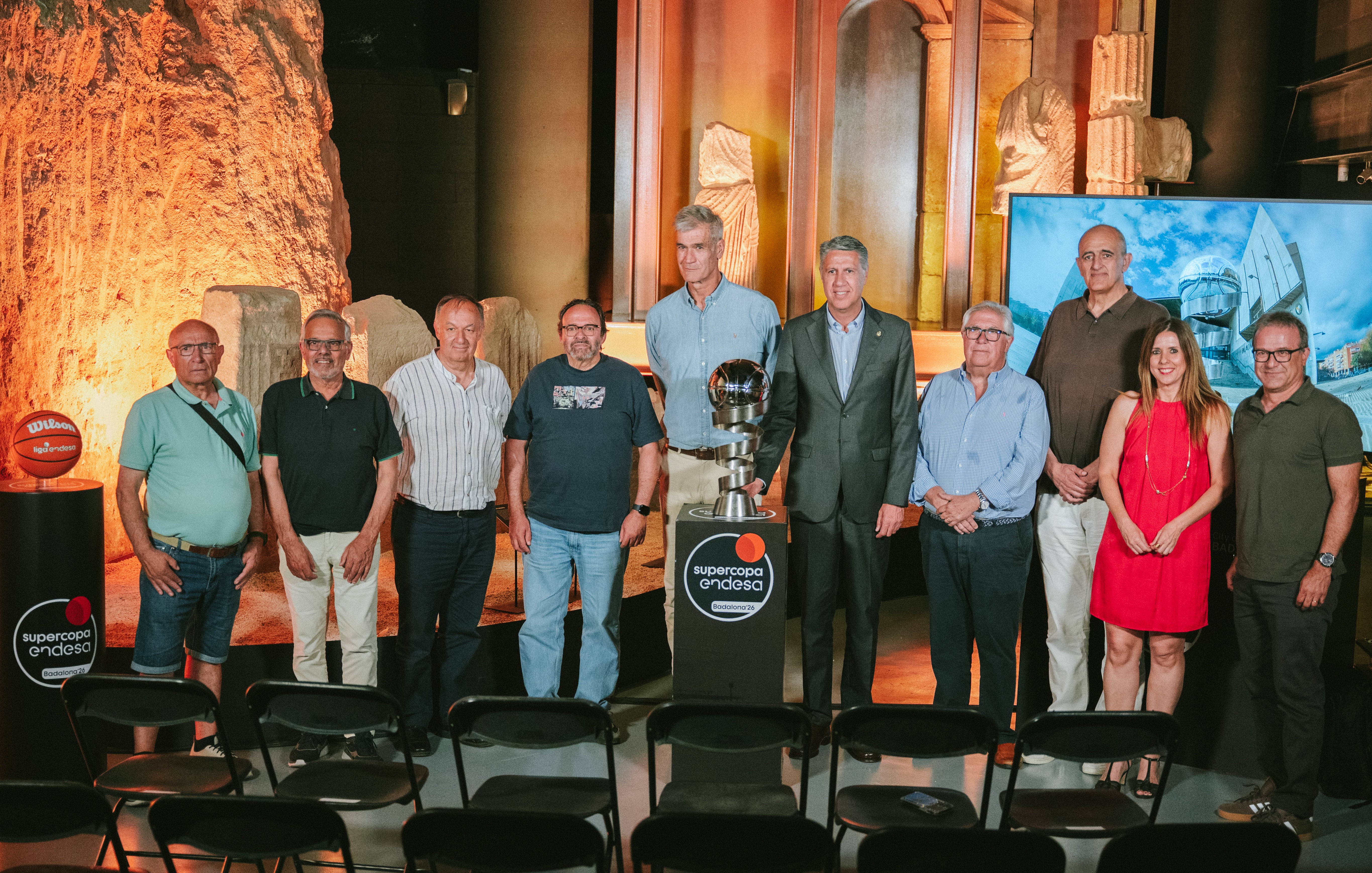 L'acte de presentació de la Supercopa Endesa 2026 ha comptat amb una representació dels clubs de bàsquet de Badalona
