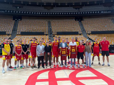 Badalona esdevé avui la capital europea del bàsquet amb el duel entre Espanya i França al Palau Olímpic.