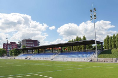 Imatge virtual Reforma integral camp de futbol de Montigalà nova graderia.