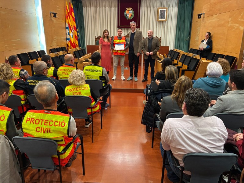 Acte de reconeixement a l’Associació de Voluntaris de Protecció Civil 2