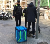 Badalona regula l’ús dels patinets a la ciutat amb una de les ordenances més dures de l'àrea metropolitana