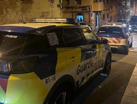 Actuació conjunta de la Guàrdia Urbana de Badalona i Mossos d’Esquadra contra el tràfic de drogues en un bar molt conflictiu del barri de La Pau