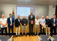 El barri d’Artigues és el primer de Badalona que comptarà amb zona verda d’aparcament per a residents, en una decisió consensuada amb els veïns