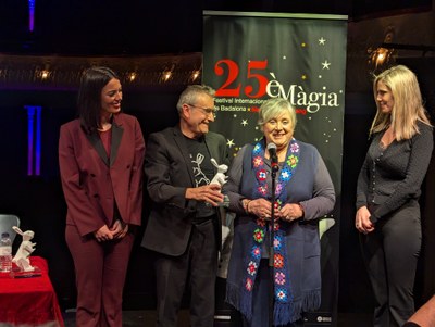 Presentació Festival Internacional de Màgia de Badalona guardó fill Li-Chang.jpeg.