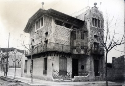 Casa Enric Pavillar (1906).