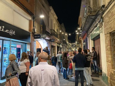 L’Ajuntament de Badalona destinarà 400.000 euros a una campanya de vals de descompte en els comerços de proximitat i restaurants de la ciutat.