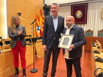 L’Ajuntament de Badalona ha ofert avui una recepció institucional a l’entrenador del RCD Espanyol, Manolo González, per la seva trajectòria i vinculació amb la ciutat.