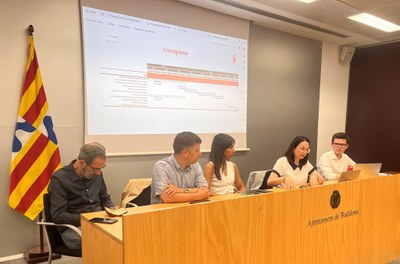 L’Ajuntament de Badalona inicia, després de 26 anys, un nou procés de modificació de la Relació de llocs de treball (RLT) per racionalitzar i modernitzar l’estructura municipal.