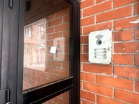 L’Ajuntament de Badalona licita la instal·lació de nous intèrfons a 36 edificis municipals