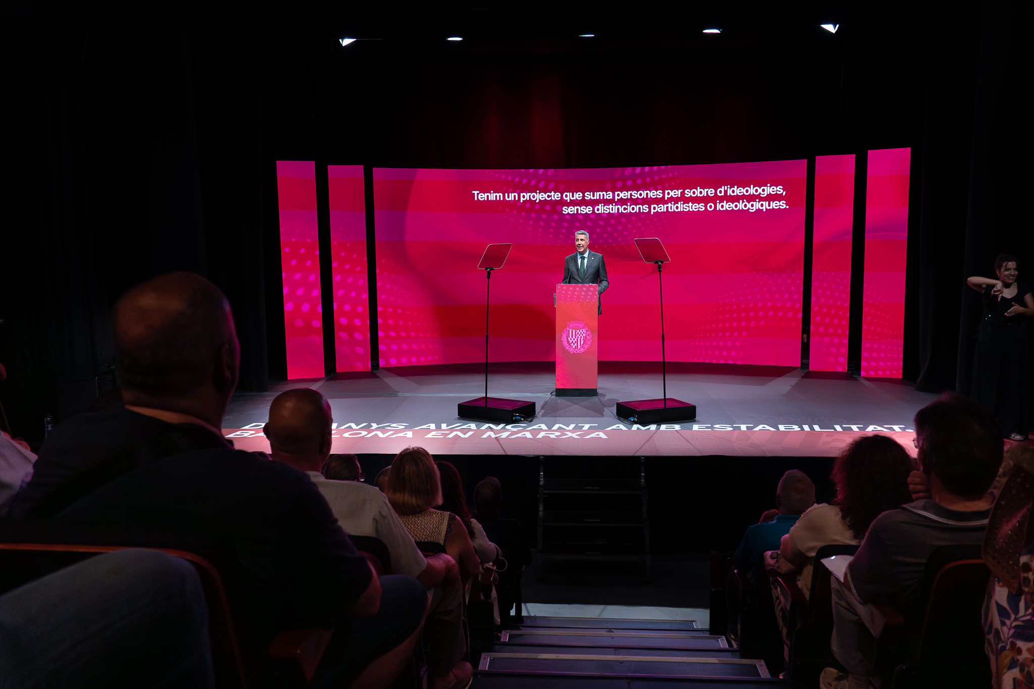 Conferència Dos anys avançant amb estabilitat. Badalona en marxa
